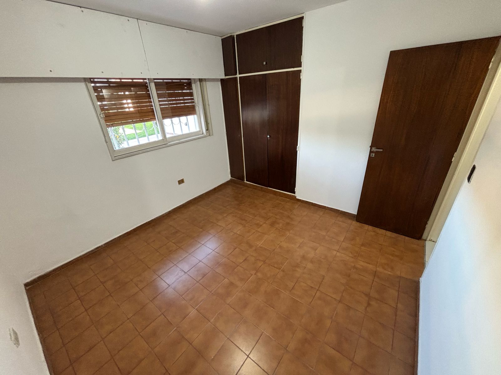 Casa de 3 dormitorios en alquiler en URCA - Terreno doble