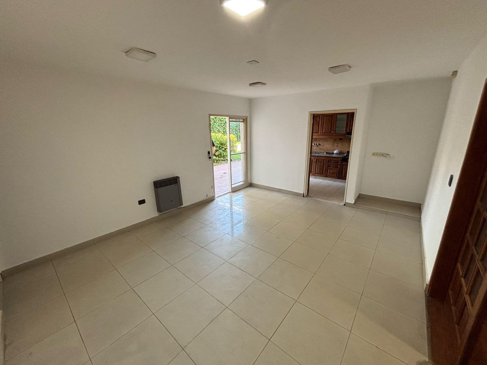 Casa de 3 dormitorios en alquiler en URCA - Terreno doble