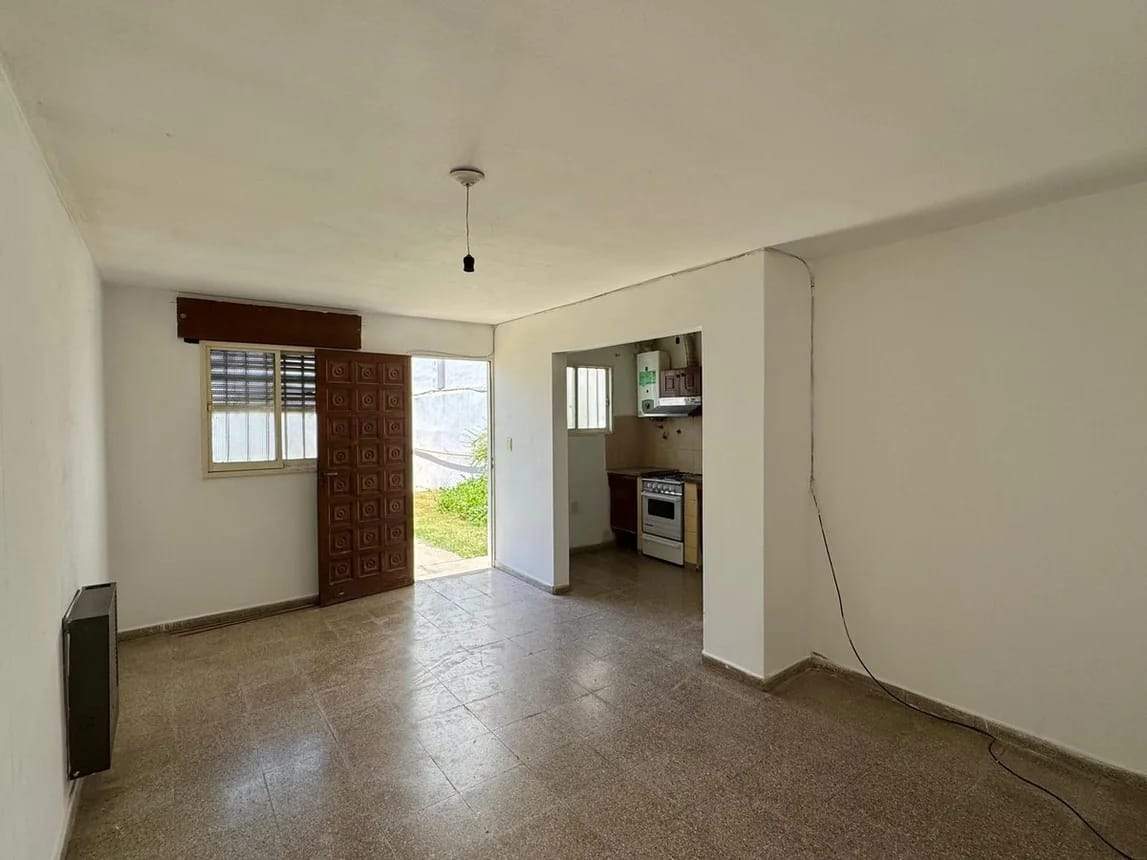 Venta 3 dormitorios amplia Parque Velez Sarsfield Entorno escritura