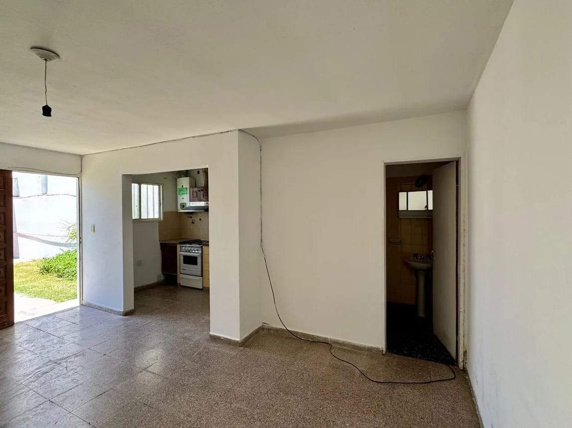 Venta 3 dormitorios amplia Parque Velez Sarsfield Entorno escritura