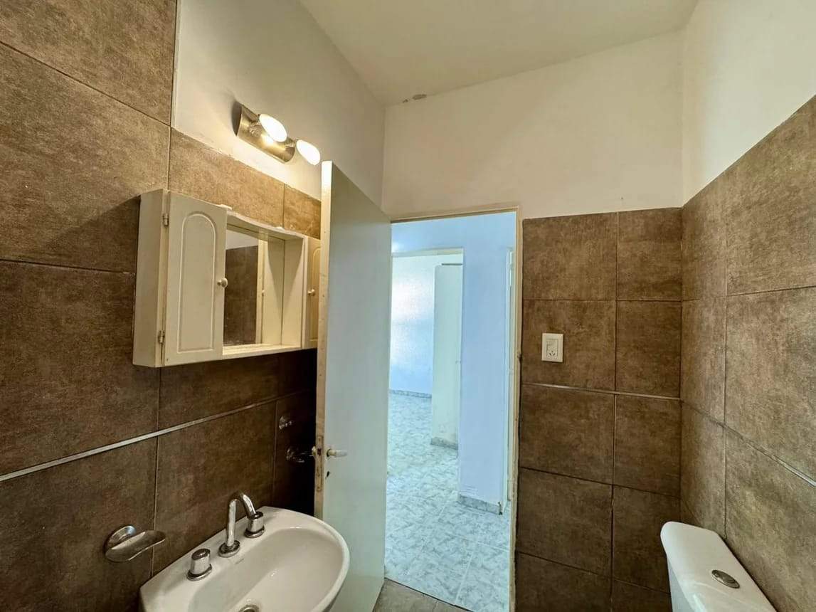 Venta 3 dormitorios amplia Parque Velez Sarsfield Entorno escritura