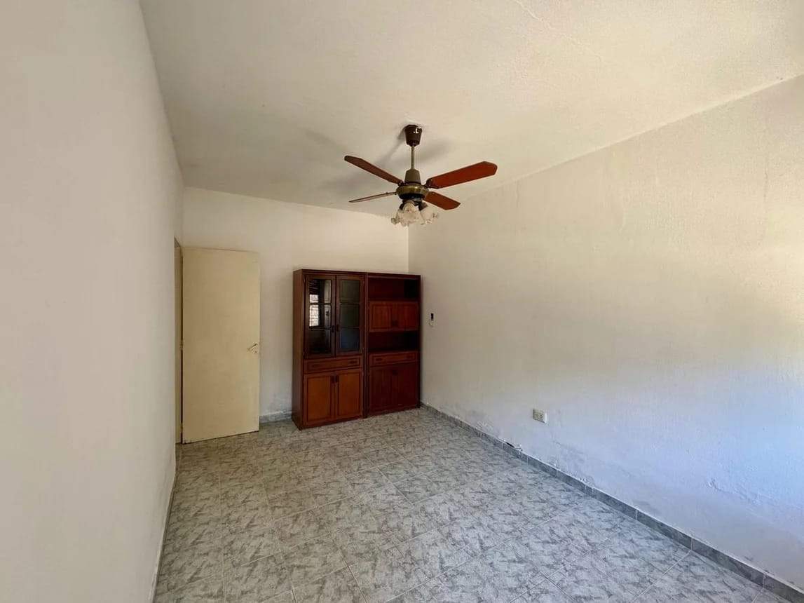 Venta 3 dormitorios amplia Parque Velez Sarsfield Entorno escritura