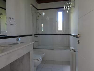 Alquiler Permanente Villa Allende Golf 4 Dormitorios