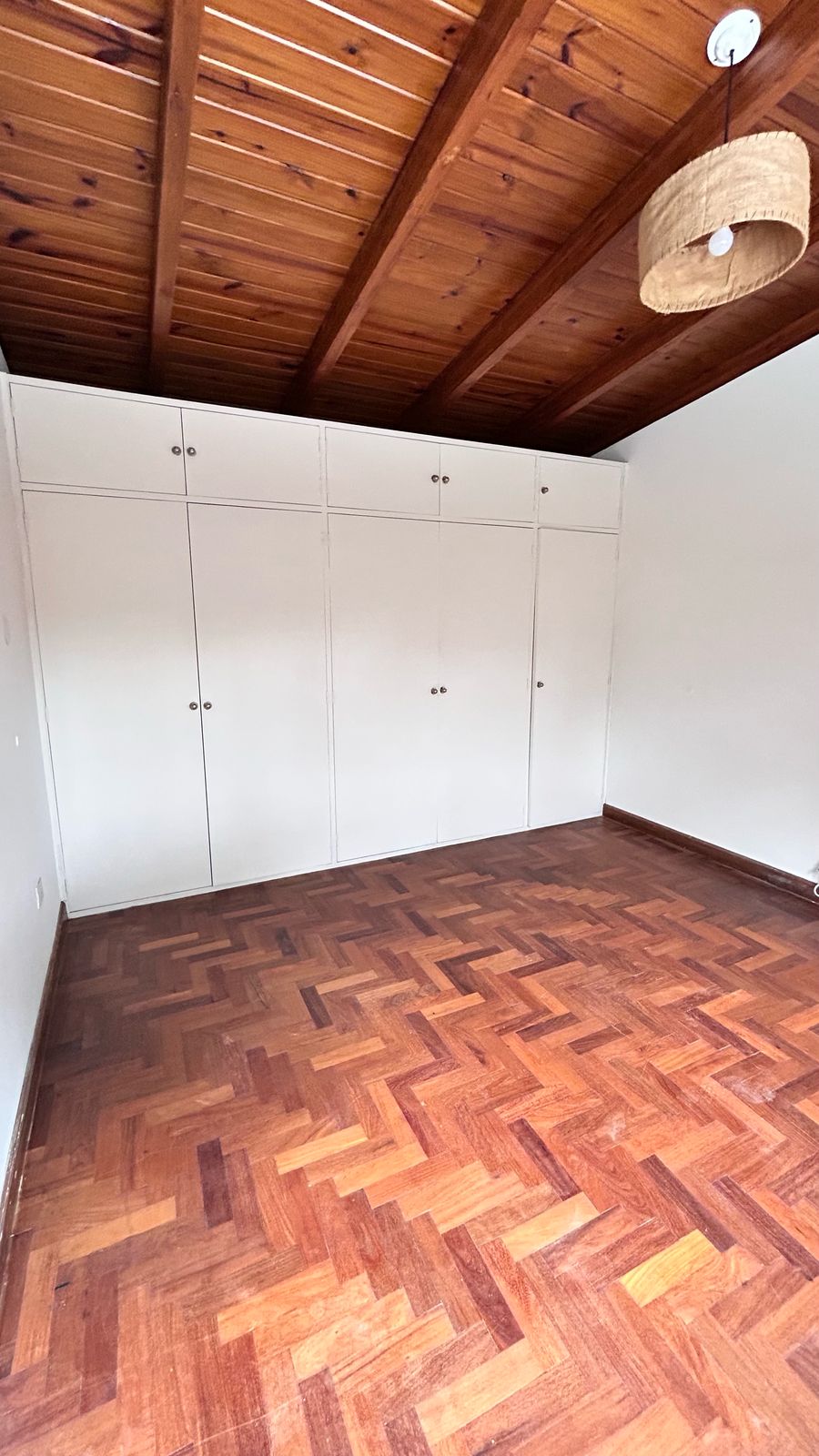 Alquiler Permanente Villa Allende Golf 4 Dormitorios