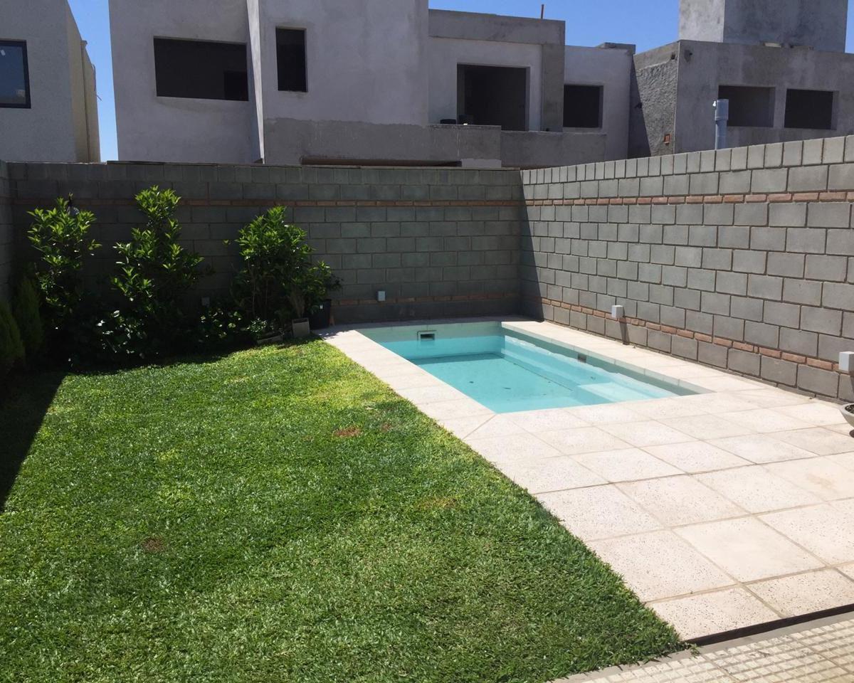 ALQUILER AMOBLADO DUPLEX CLAROS DEL BOSQUE