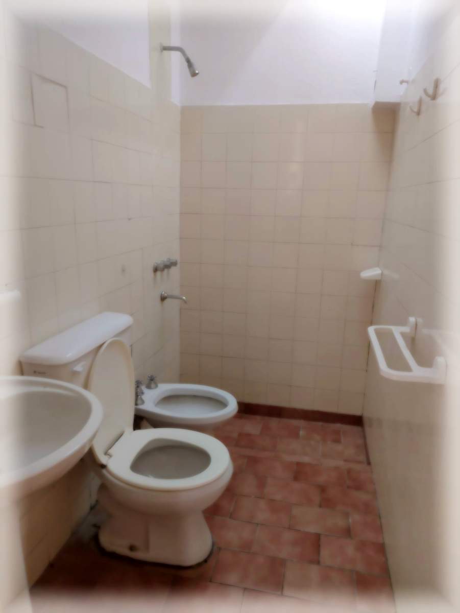 CASA EN ALQUILER EN CALLE LEON PINELO 1111 B JUAN XXIII