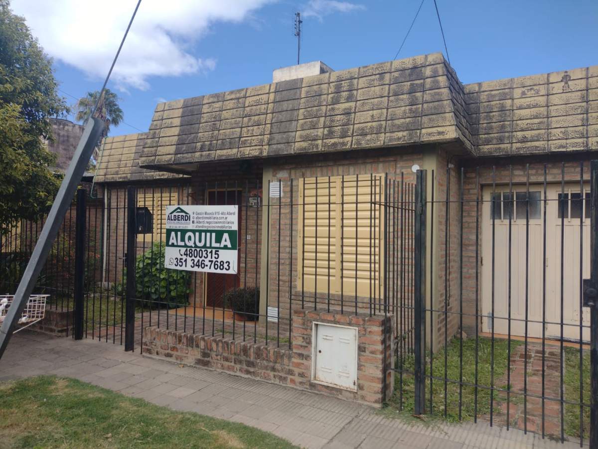 CASA EN ALQUILER EN CALLE LEON PINELO 1111 B JUAN XXIII