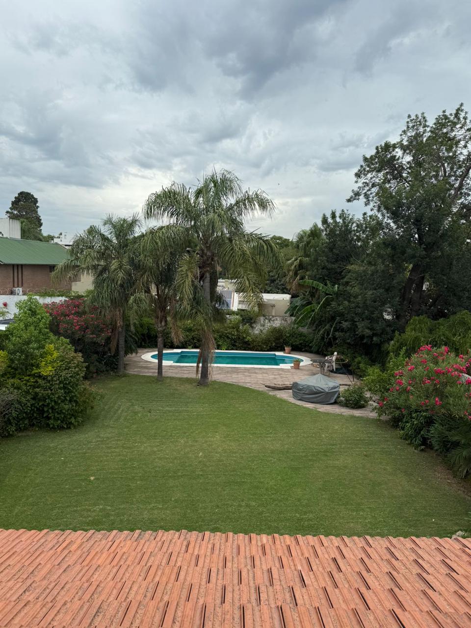 FABULOSA CASA UNIFAMILIAR 3 DORMI ARGUELLO