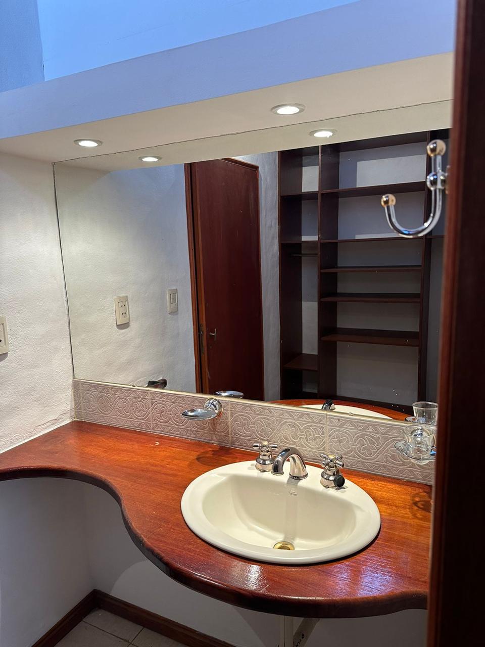 FABULOSA CASA UNIFAMILIAR 3 DORMI ARGUELLO