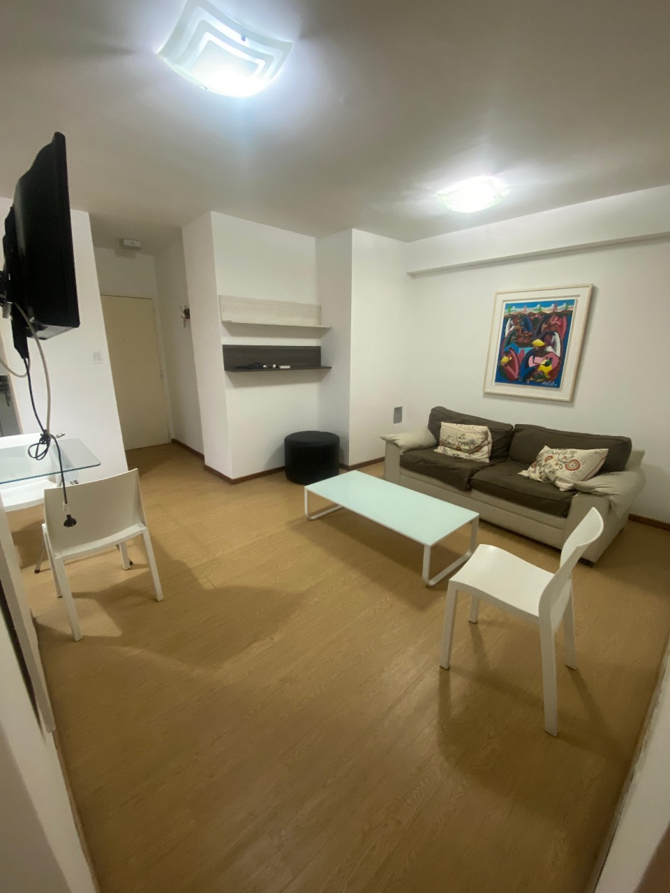 Departamento 2 Dormitorios Amoblado con Patio  A 1 Cuadra del Patio Olmos