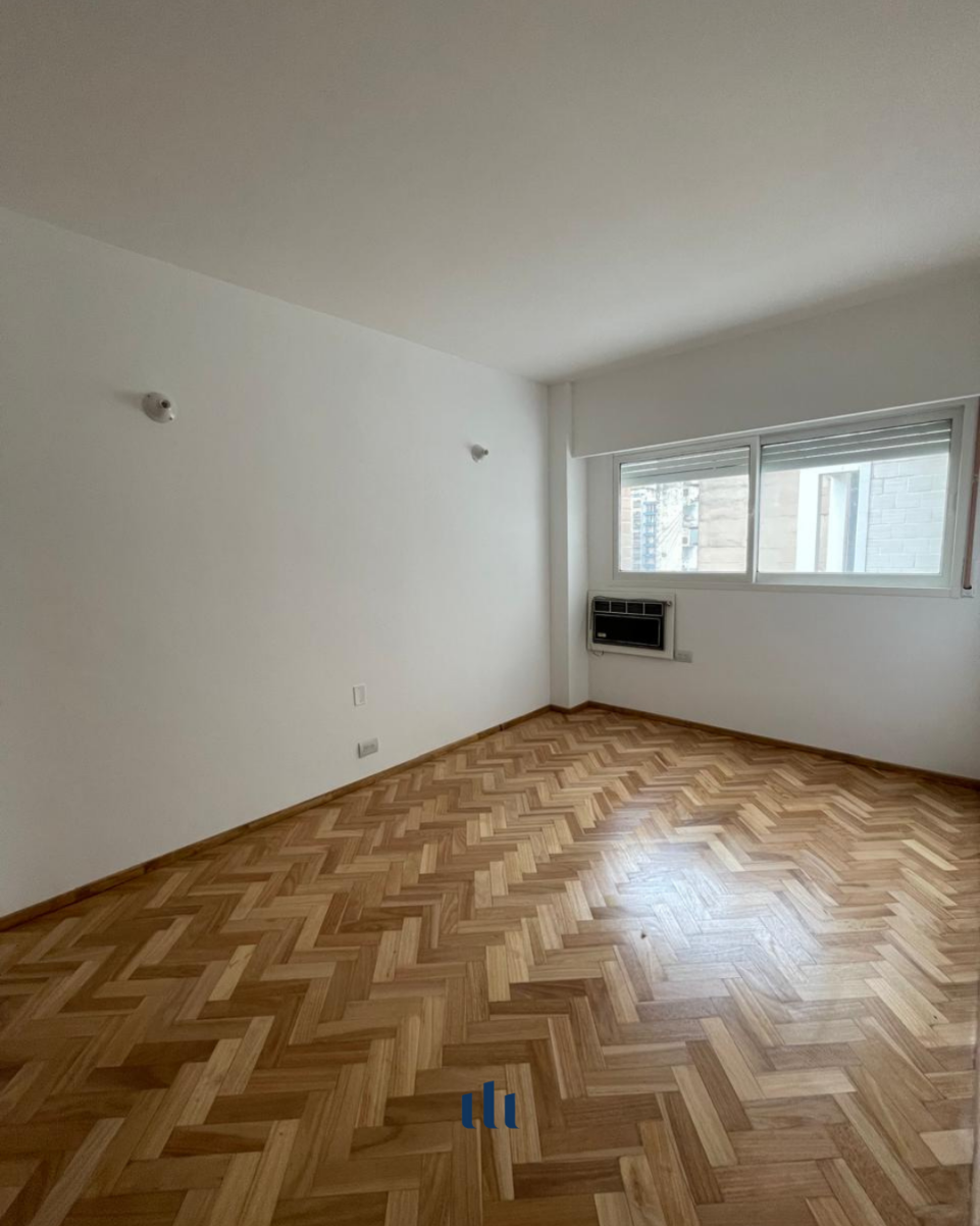 DEPARTAMENTO EN VENTA DE 3 DORMITORIOS EN PEATONAL 9 DE JULIO