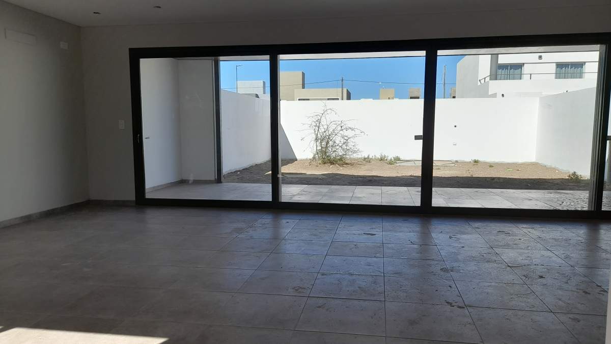 COLINAS DE MANANTIALES - IMPERDIBLE