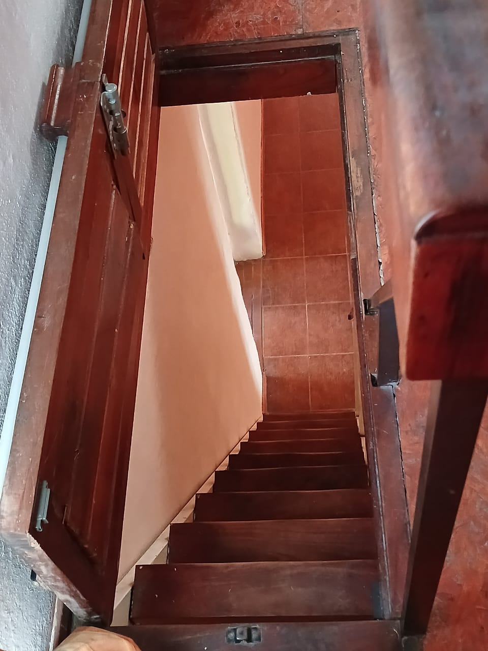 CASA EN VENTA EQUIPADA APTA HOSPEDAJE- OPORTUNIDAD-CAPILLA DEL MONTE