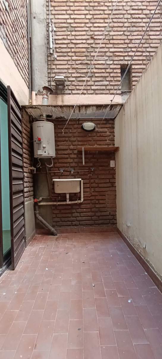 Viví en el corazón Nueva Córdoba: depto de 1 dorm con patio propio!