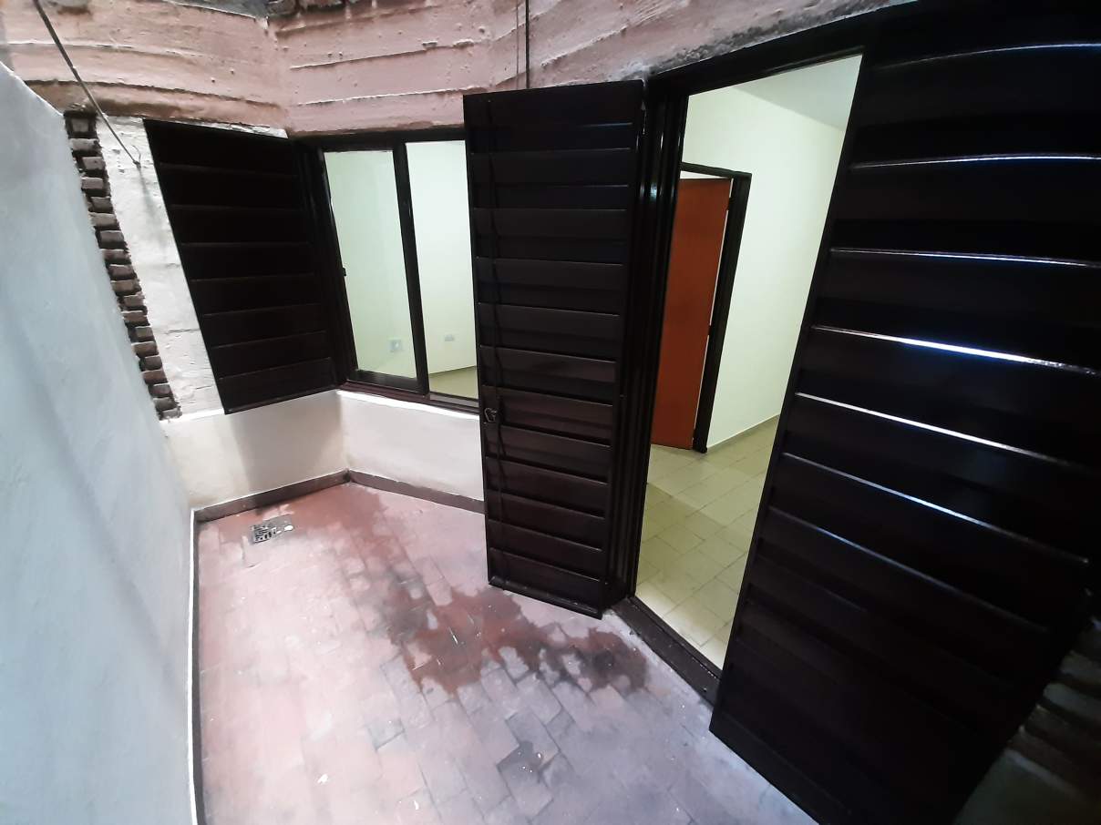 Viví en el corazón Nueva Córdoba: depto de 1 dorm con patio propio!