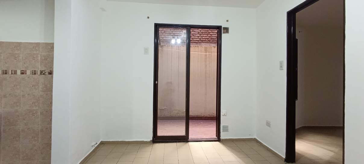 Viví en el corazón Nueva Córdoba: depto de 1 dorm con patio propio!