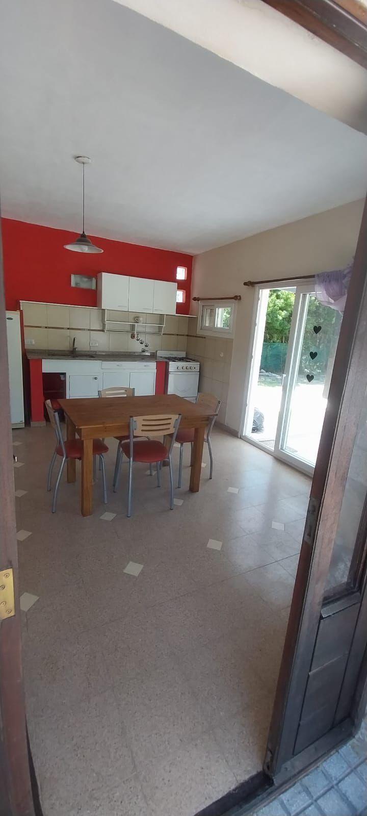 Se vende casa de dos dormitorios y loft en Huerta Grande. Provincia de Córdoba.