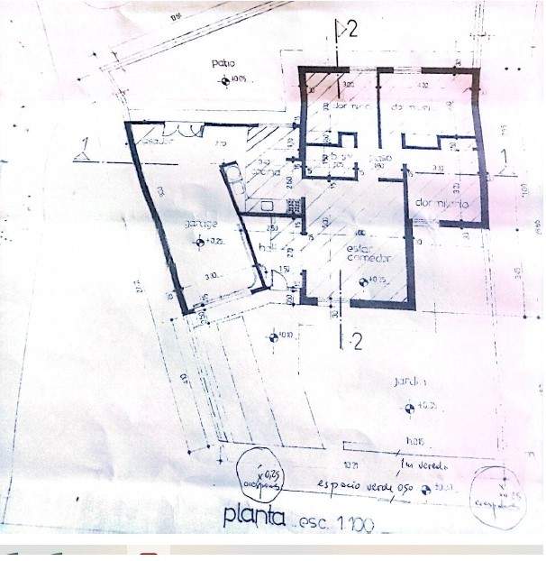 VENDEMOS CASA, 3 DORMITORIOS. EN BARRIO BIMACO, RÍO CUARTO. PARA REFACCIONAR