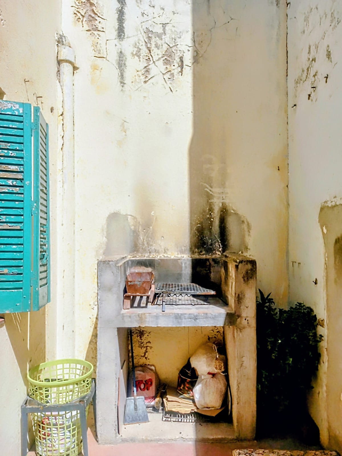 VENDEMOS Casa 2 dormitorios, para refaccionar, en Zona Centro de Río Cuarto