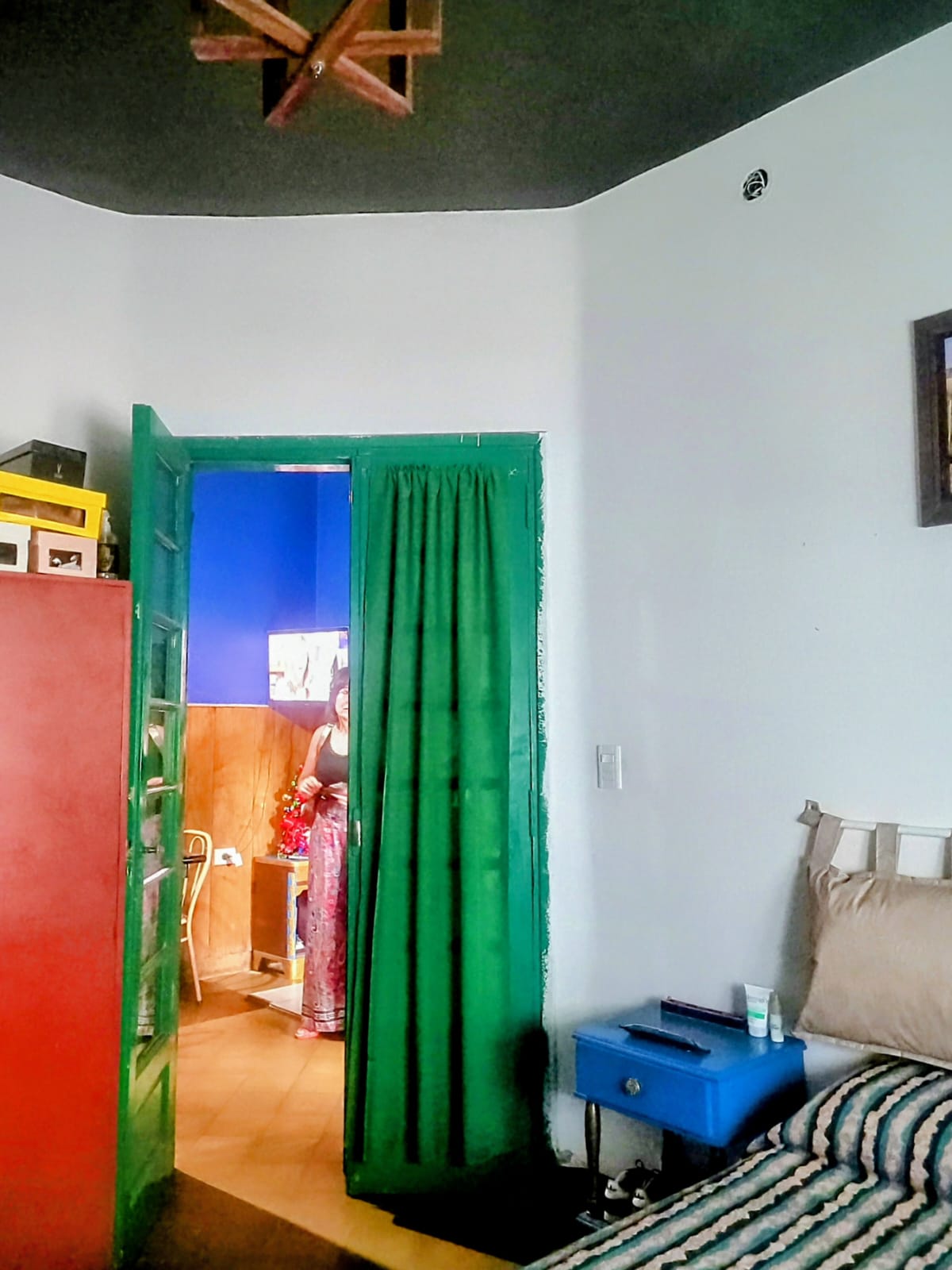 VENDEMOS Casa 2 dormitorios, para refaccionar, en Zona Centro de Río Cuarto