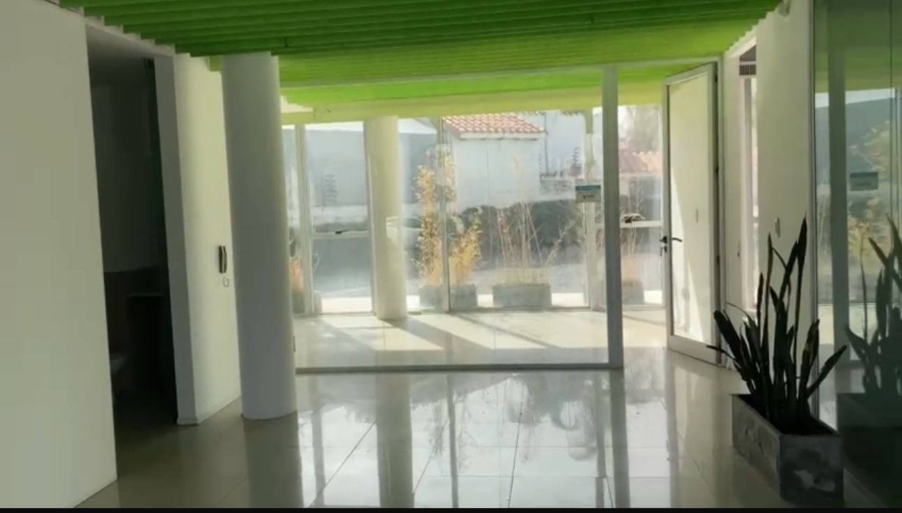 OFICINA EN VENTA - CERRO DE LAS ROSAS
