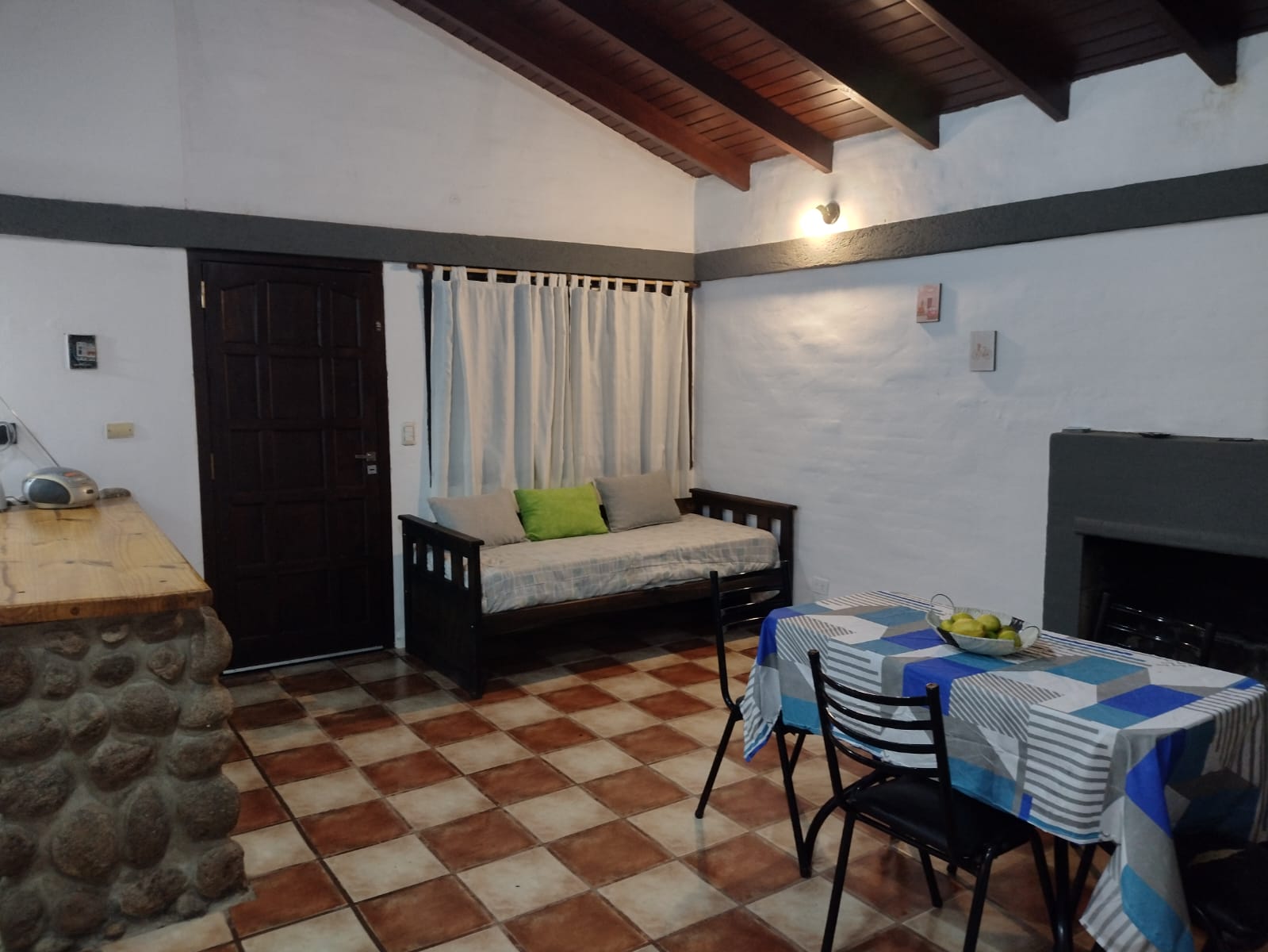 Complejo de cabañas, club house, confitería y restaurant