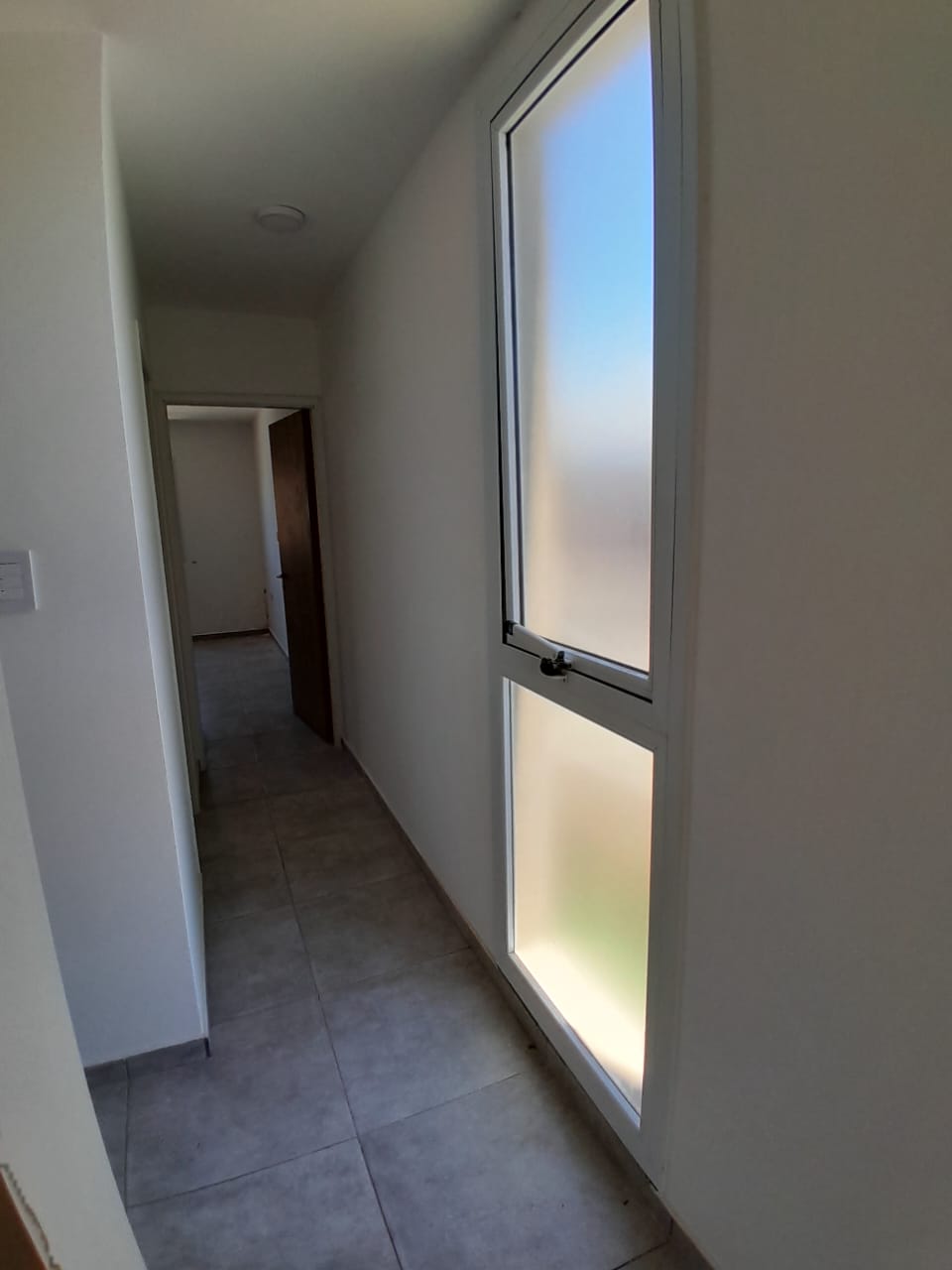 ALQUILER DE DUPLEX,  A Estrenar!!! Excelente Condominio de  Dos Plantas  de 2 Dormitorios