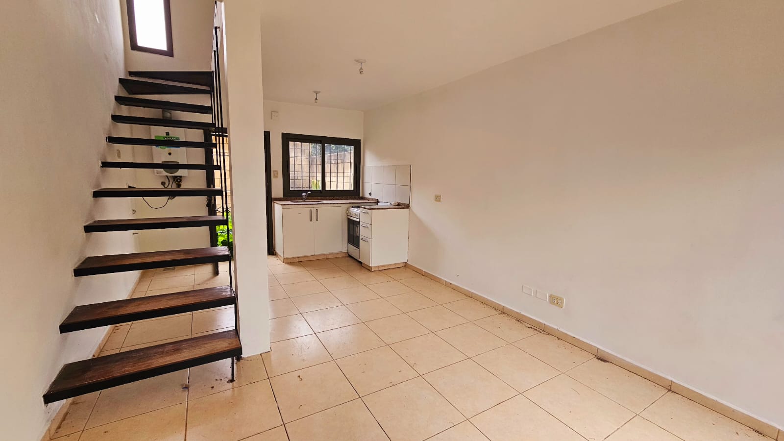 ALQUILO DÚPLEX 1 DORMITORIO EN COMPLEJO LAS ACACIAS  CUESTA COLORADA  CON COCHERA Y PATIO CON ASADOR