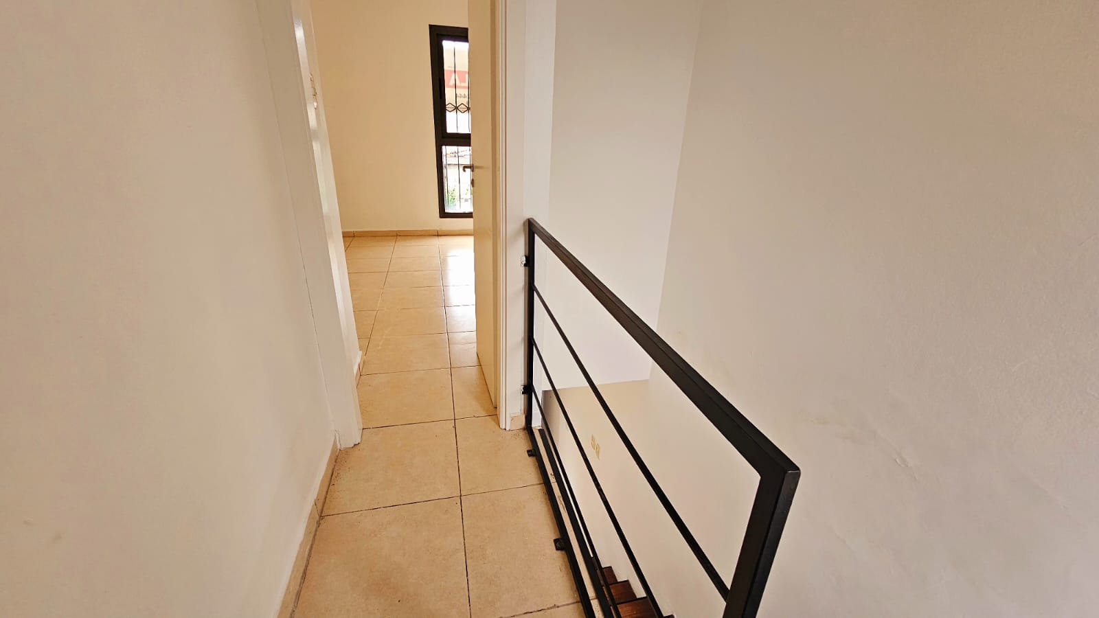 ALQUILO DÚPLEX 1 DORMITORIO EN COMPLEJO LAS ACACIAS  CUESTA COLORADA  CON COCHERA Y PATIO CON ASADOR