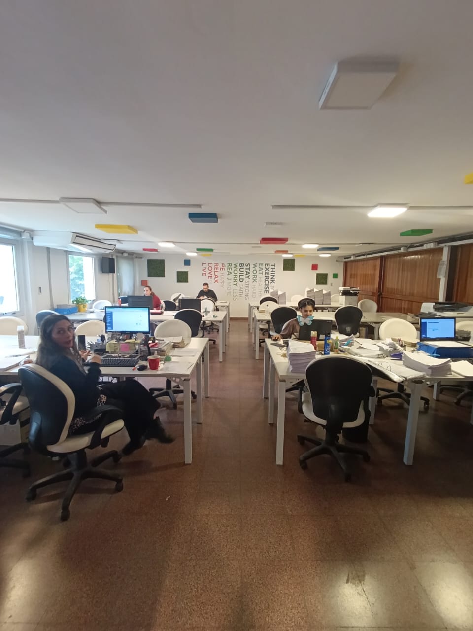 B GENERAL PAZ - LAMADRID 200 -  OFICNAS EN EXCELENTE UBICACION EQUIPADAS 550 MTS CUB