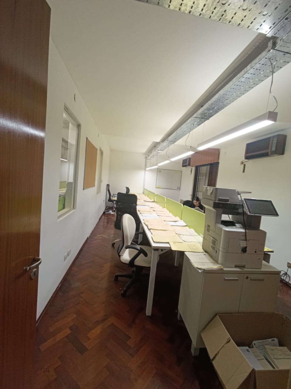 B GENERAL PAZ - LAMADRID 200 -  OFICNAS EN EXCELENTE UBICACION EQUIPADAS 550 MTS CUB