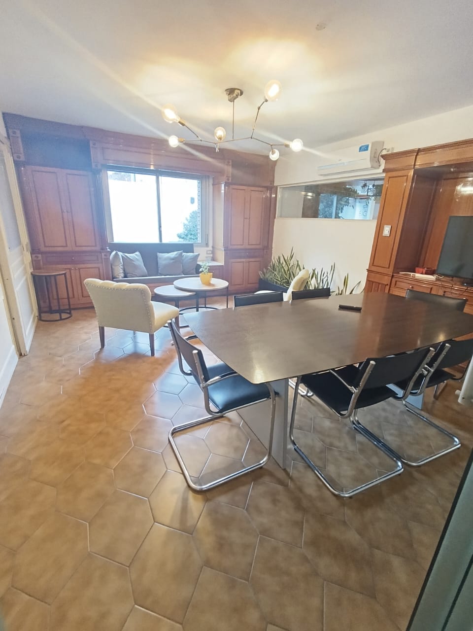 B GENERAL PAZ - LAMADRID 200 -  OFICNAS EN EXCELENTE UBICACION EQUIPADAS 550 MTS CUB