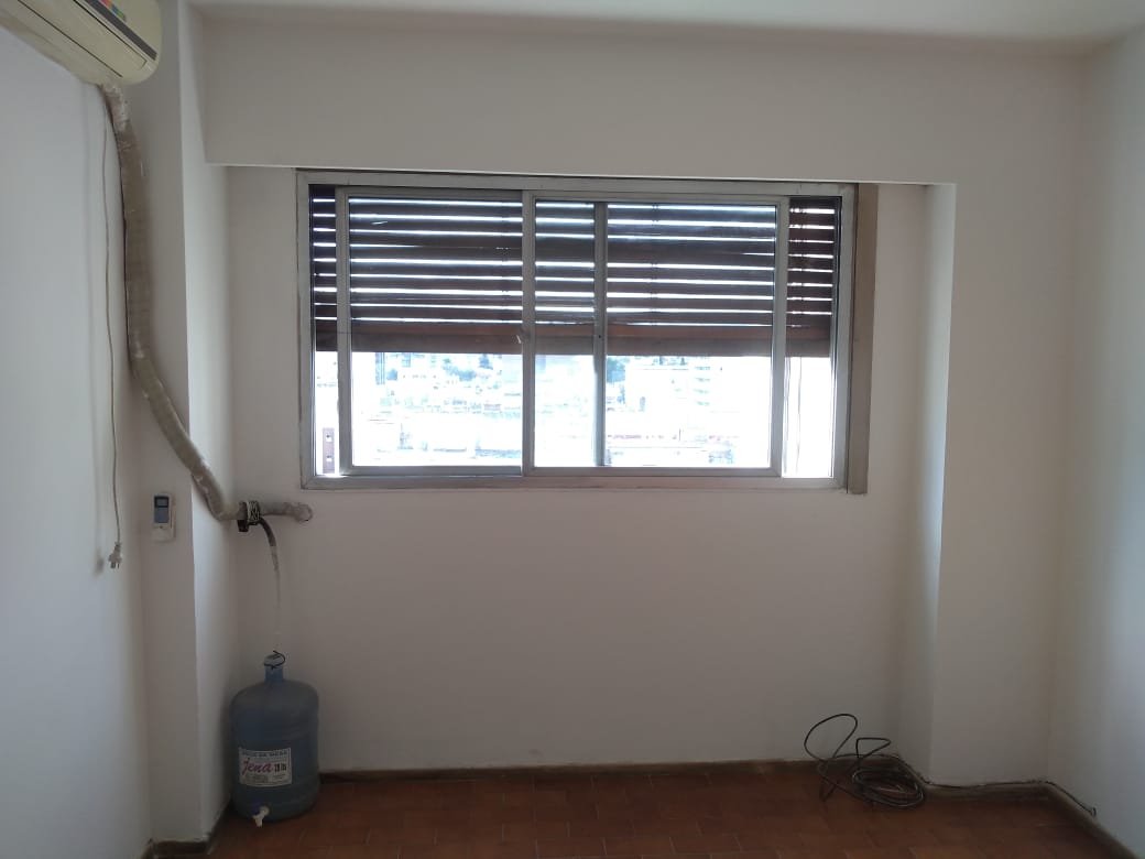 DEPARTAMENTO VENTA ALBERDI 2 DORMITORIOS Av. Sant Fe 200 Fte. Jefatura de Policia.-