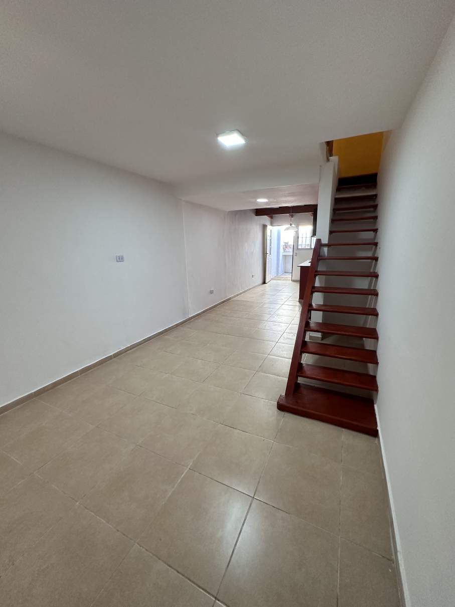 SE VENDE Casa  Duplex en Alto Alberdi