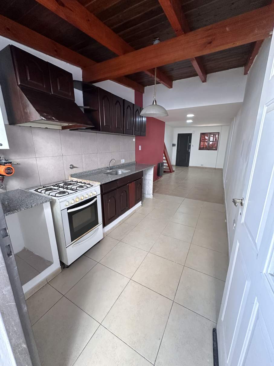 SE VENDE Casa  Duplex en Alto Alberdi