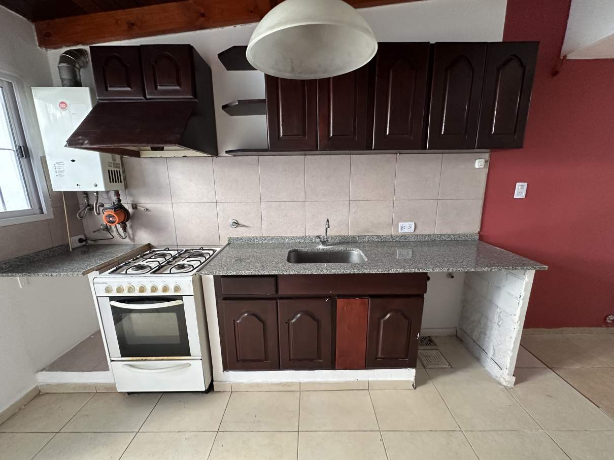 SE VENDE Casa  Duplex en Alto Alberdi