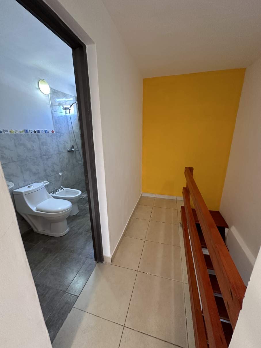 SE VENDE Casa  Duplex en Alto Alberdi