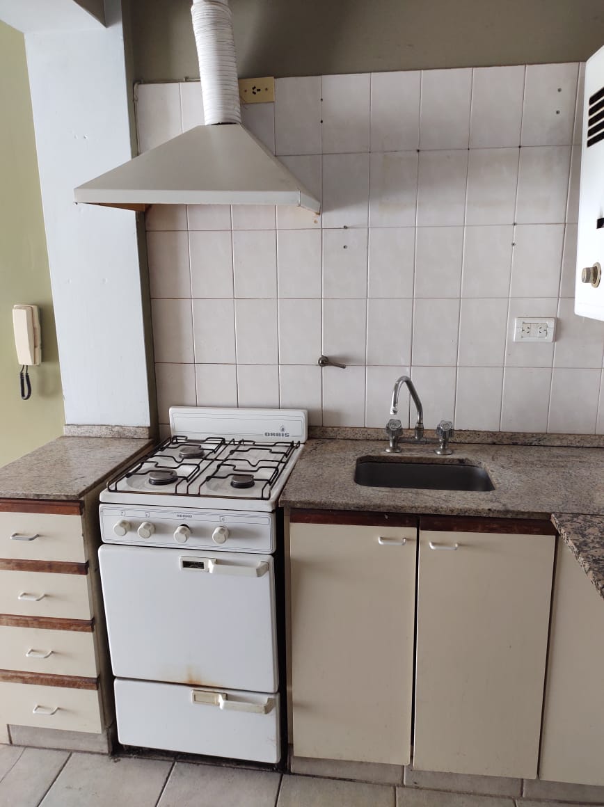 SAN MARTIN. 1 DORMITORIO CON COCHERA!!