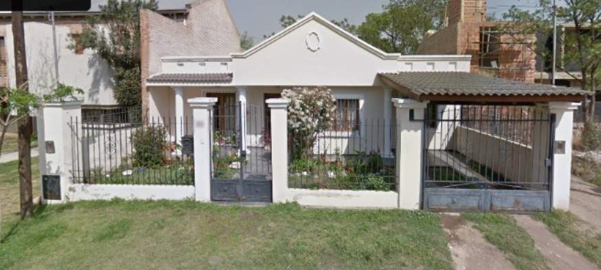 ALQUILER CASA 3 DORMITORIOS BARRIO LASALLE CORDOBA
