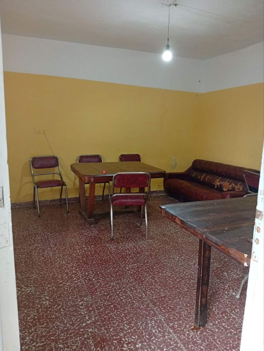 CASA EN VENTA - BARRIO AMEGHINO - A METROS DE LA AVENIDA - IDEAL INVERSION