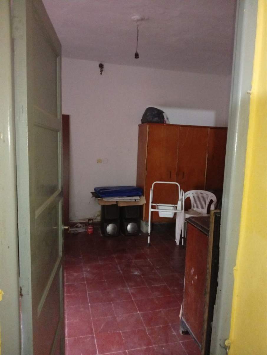 CASA EN VENTA - BARRIO AMEGHINO - A METROS DE LA AVENIDA - IDEAL INVERSION