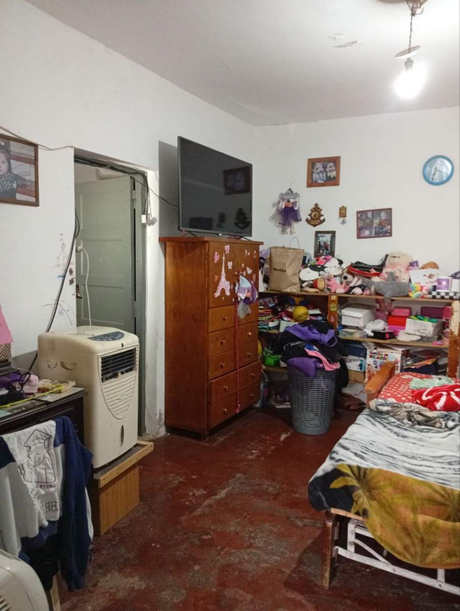 CASA EN VENTA - BARRIO AMEGHINO - A METROS DE LA AVENIDA - IDEAL INVERSION