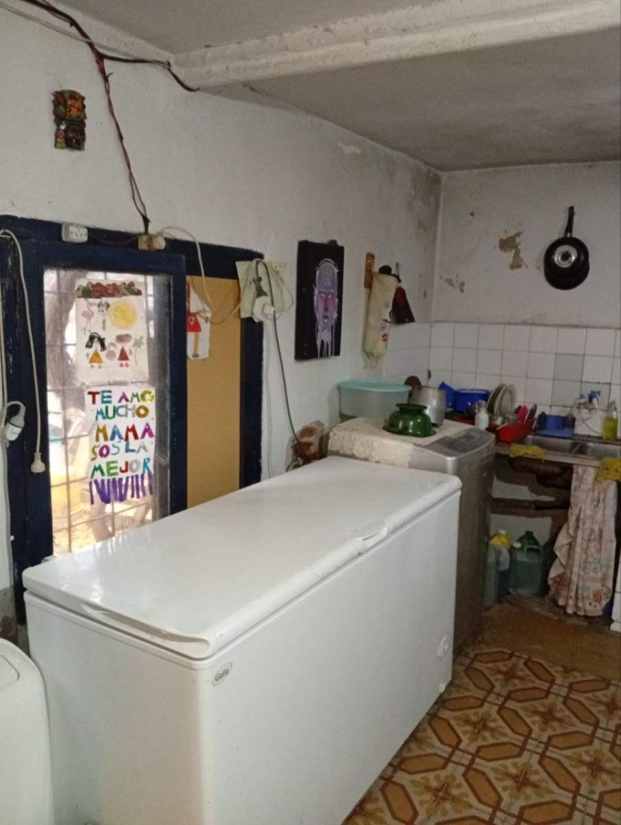 CASA EN VENTA - BARRIO AMEGHINO - A METROS DE LA AVENIDA - IDEAL INVERSION