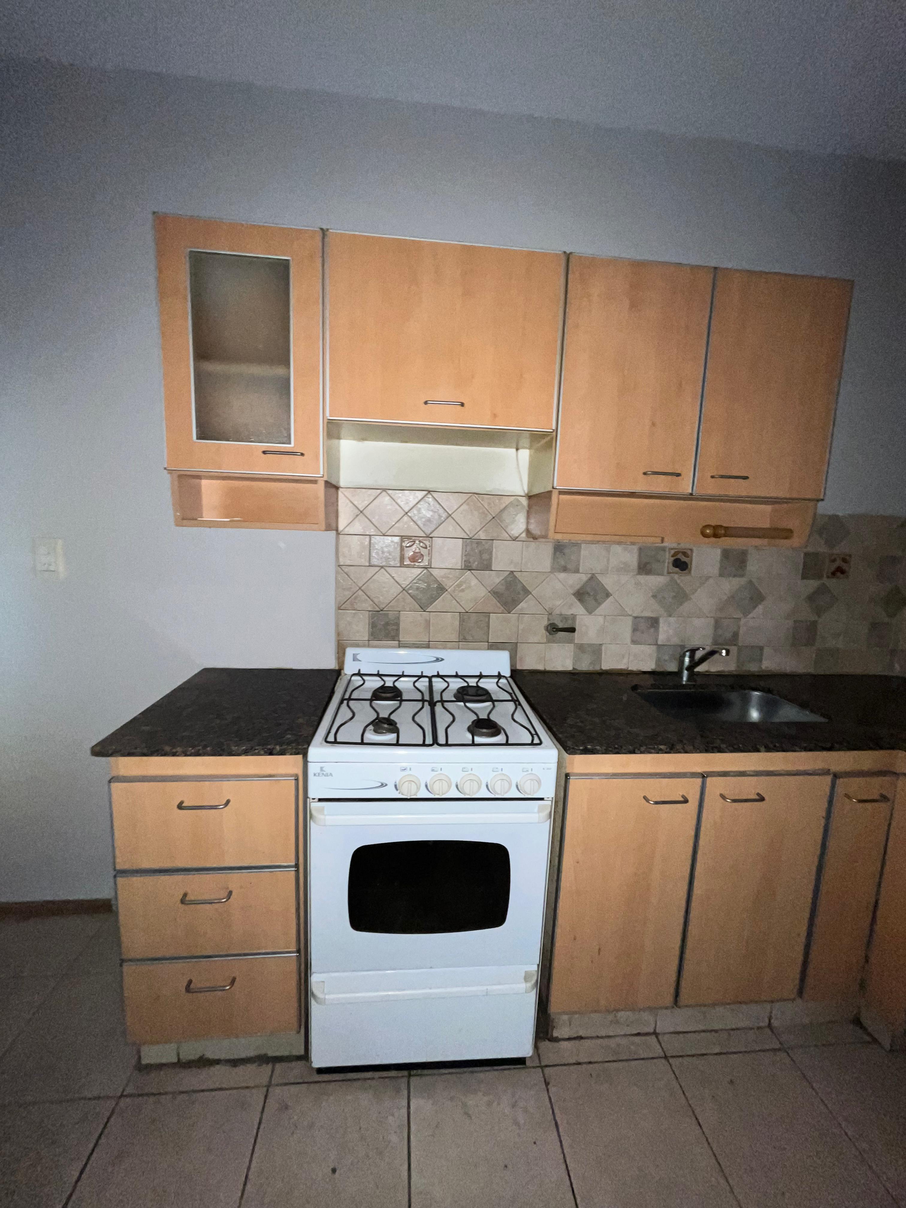 ALQUILO DEPARTAMENTO DE 1 DORMITORIO CON BALCÓN AL FRENTE EN NUEVA CÓRDOBA - DERQUI 88 -