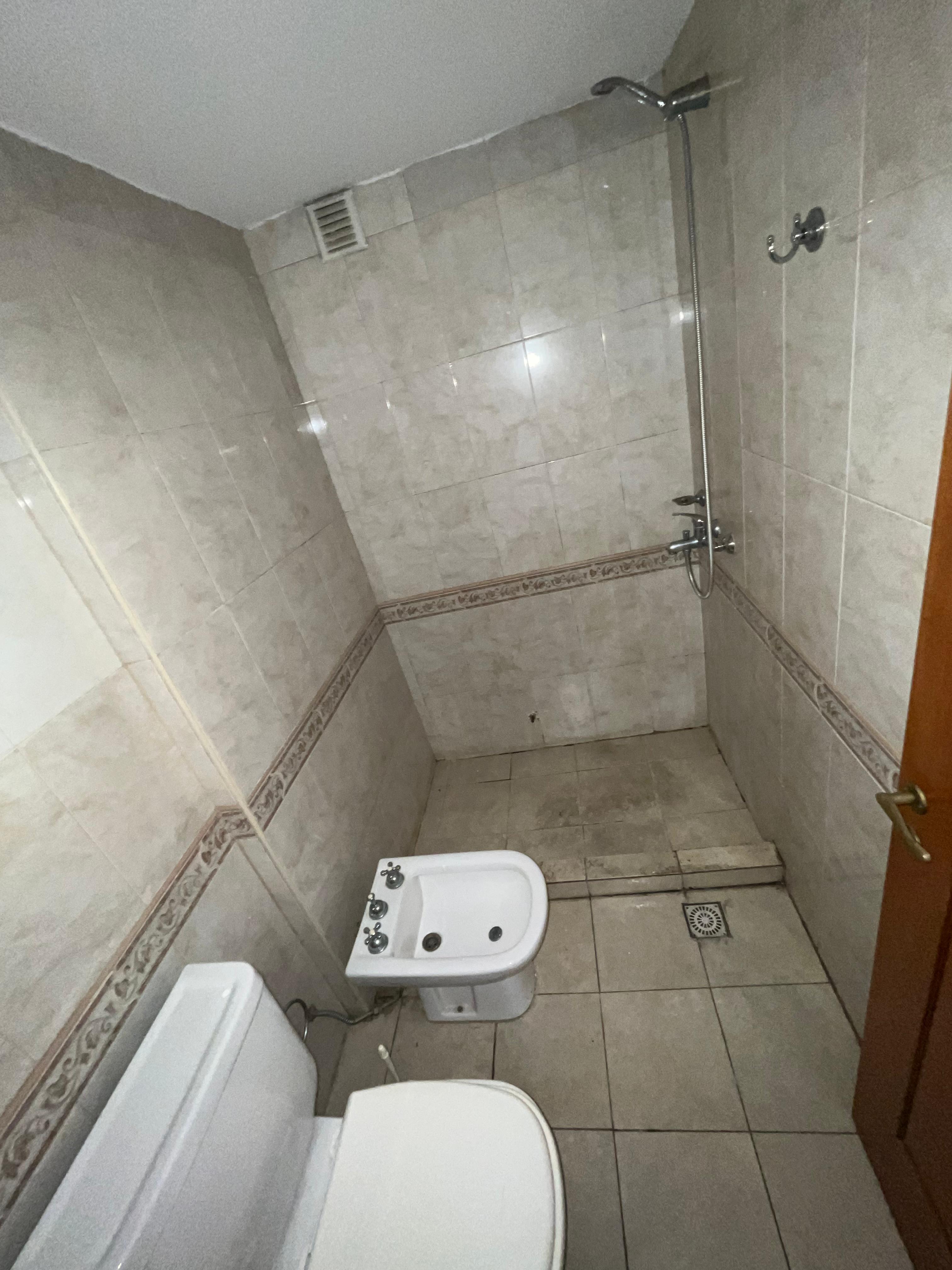ALQUILO DEPARTAMENTO DE 1 DORMITORIO CON BALCÓN AL FRENTE EN NUEVA CÓRDOBA - DERQUI 88 -