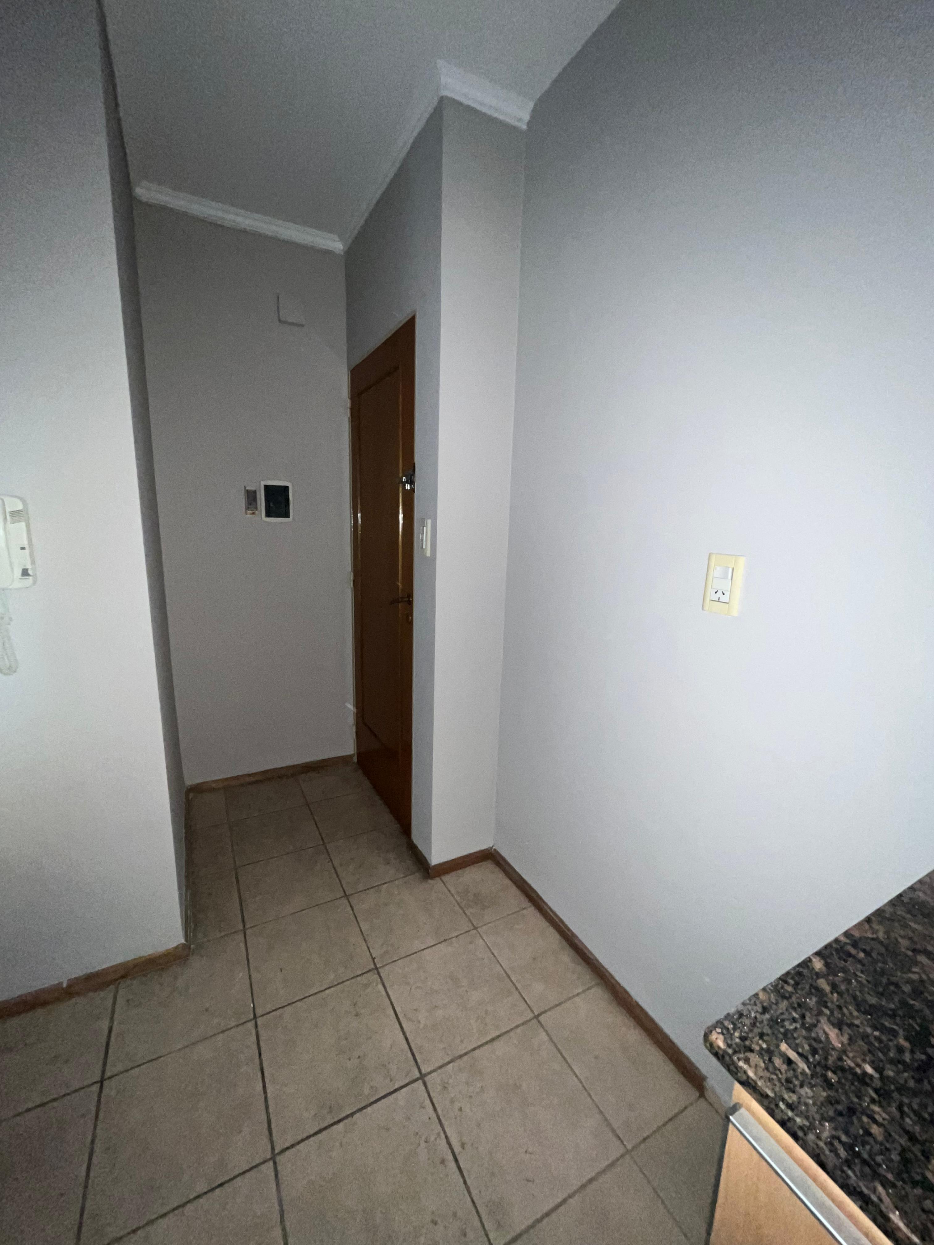 ALQUILO DEPARTAMENTO DE 1 DORMITORIO CON BALCÓN AL FRENTE EN NUEVA CÓRDOBA - DERQUI 88 -