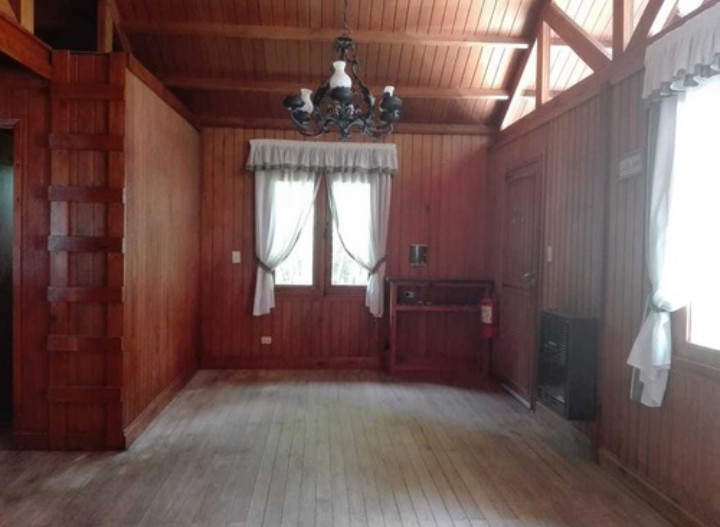 Casa en Venta  Villa Yacanto dos dormitorios oportunidad escritura