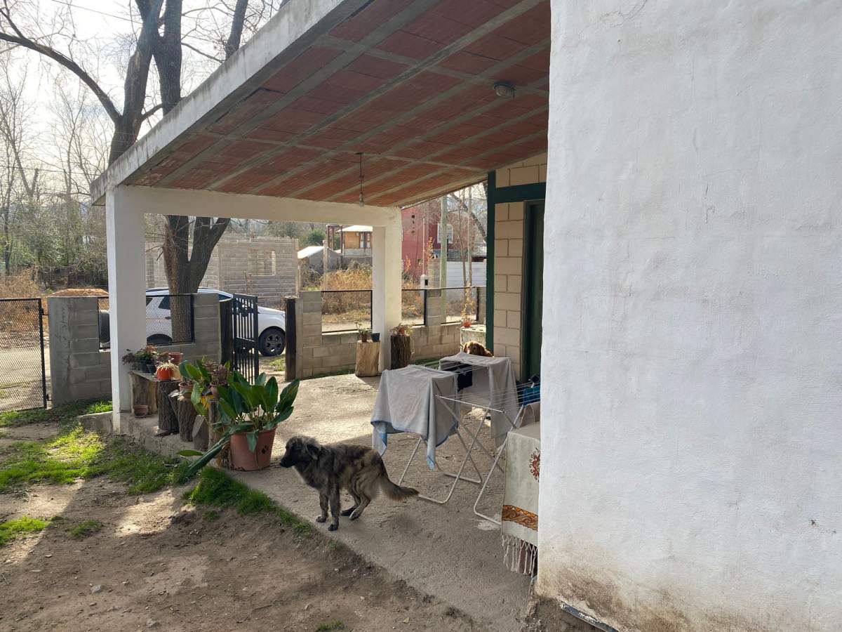 VENDO CASA 2 DORMITORIOS COSQUIN SAN JOSE OBRERO