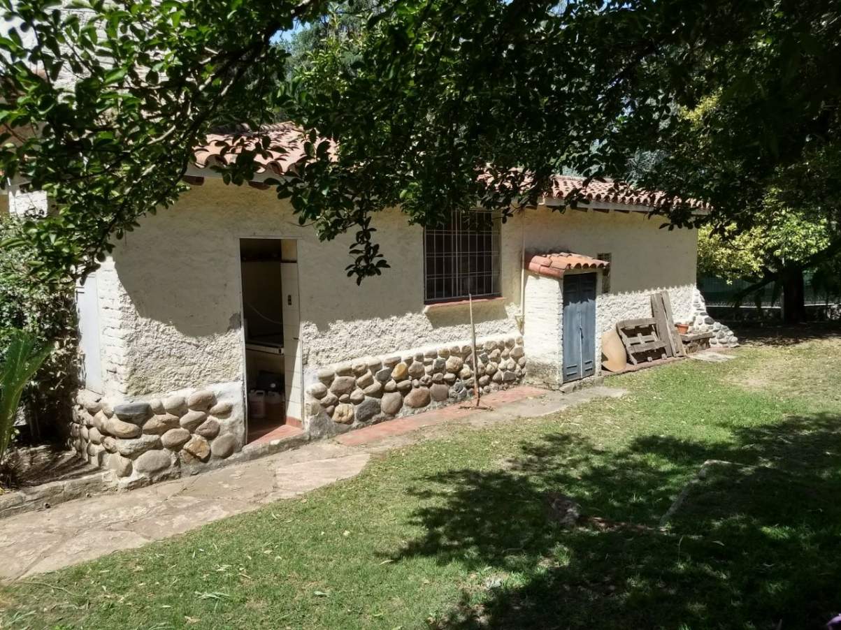 ALQUILER ANUAL VILLA DEL LAGO
