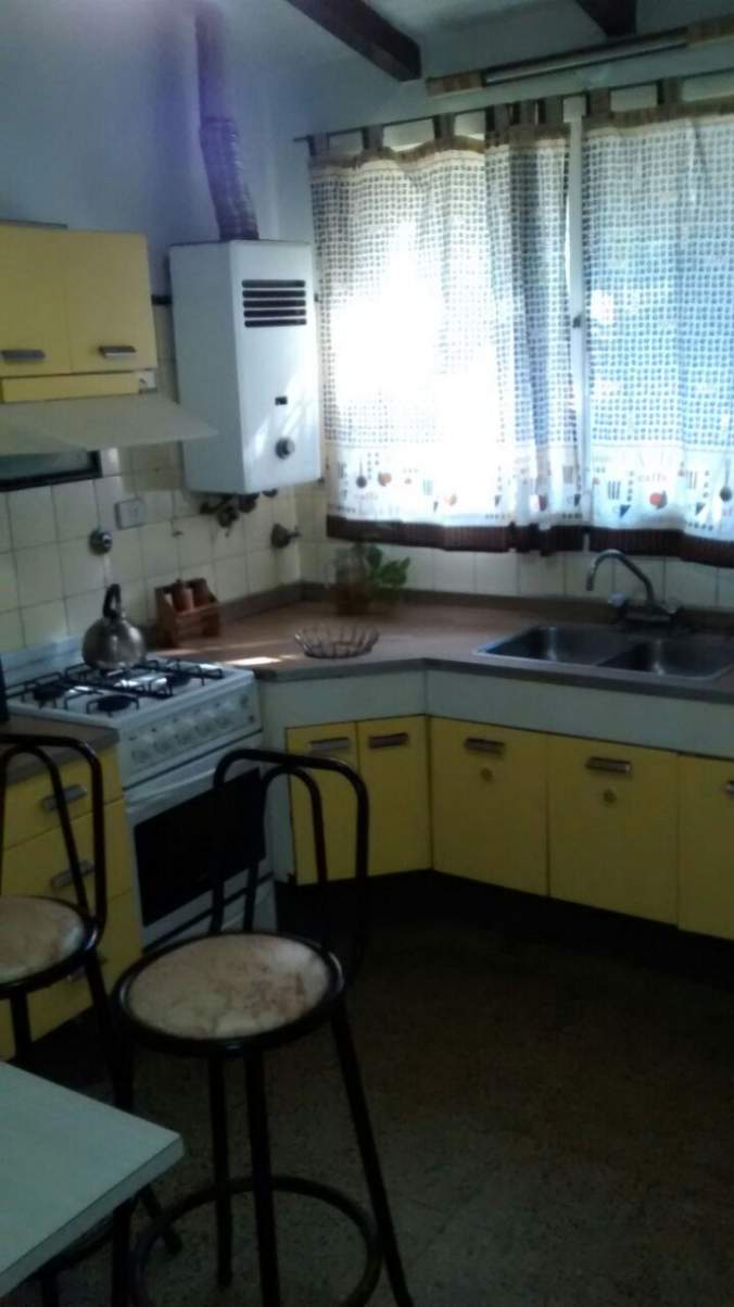 ALQUILER ANUAL VILLA DEL LAGO